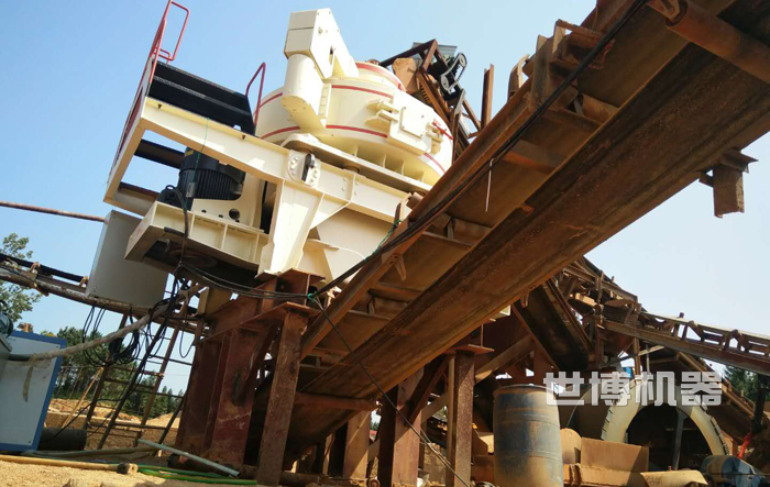 立式制砂機安裝現場