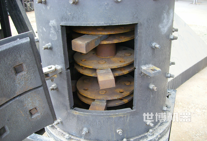 立式復合破碎機內部結構圖
