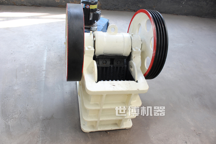 產量十來噸的小型碎石機