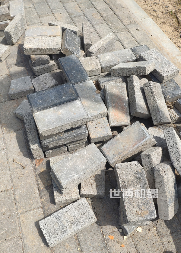 建筑垃圾生產的再生磚