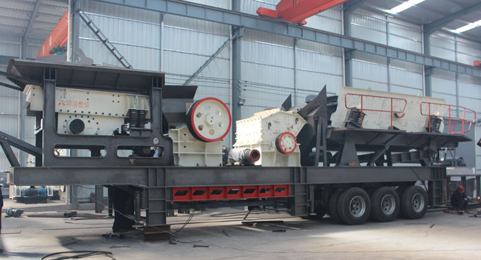 S-E57-PF1010移動(dòng)破碎站生產(chǎn)車(chē)間